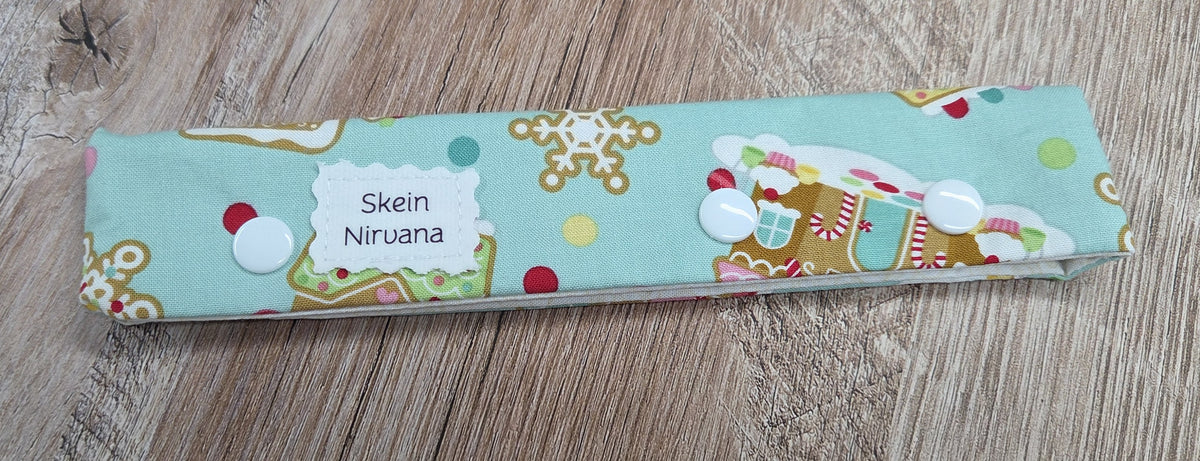 Gingerbread Kisses